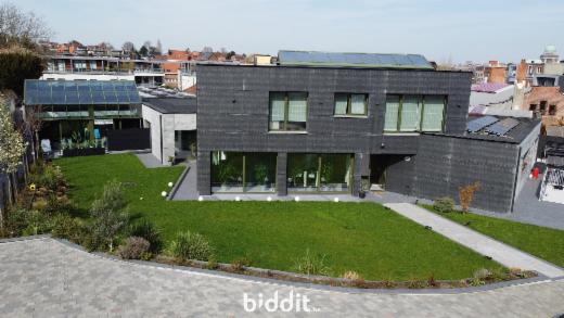 Eerste alternatieve foto van het pand