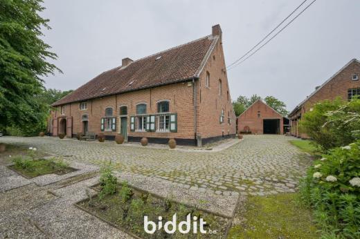 Eerste alternatieve foto van het pand