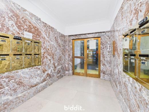 Eerste alternatieve foto van het pand