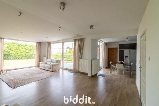Eerste alternatieve foto van het pand