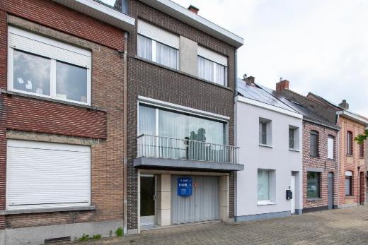 Eerste alternatieve foto van het pand
