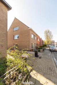 Eerste alternatieve foto van het pand