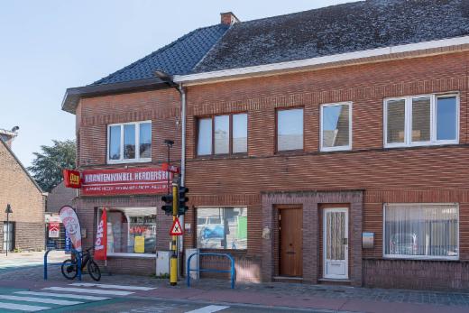 Eerste alternatieve foto van het pand