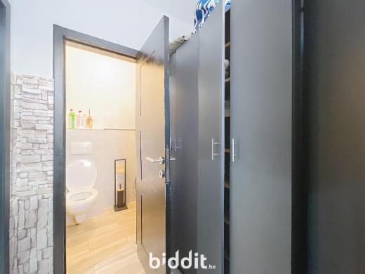 Eerste alternatieve foto van het pand