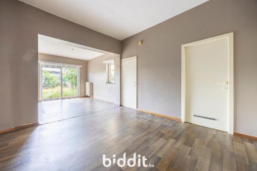 Eerste alternatieve foto van het pand