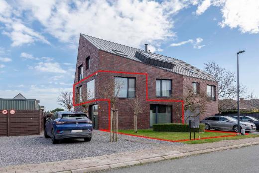 Eerste alternatieve foto van het pand