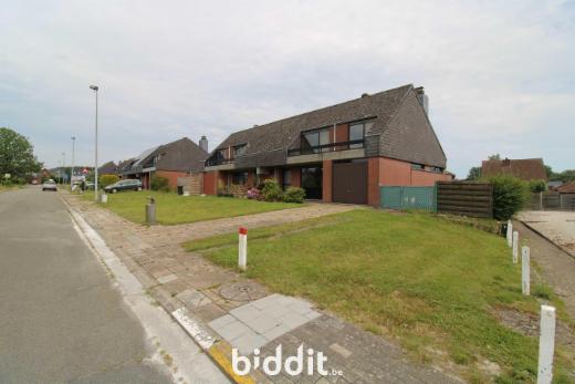 Eerste alternatieve foto van het pand