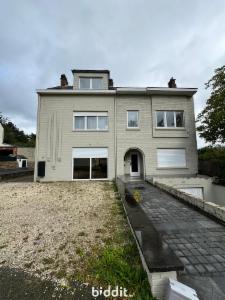 Eerste alternatieve foto van het pand