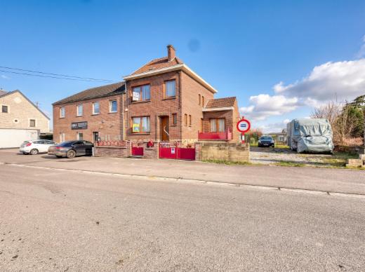 Eerste alternatieve foto van het pand