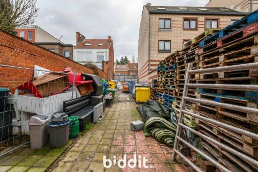 Eerste alternatieve foto van het pand