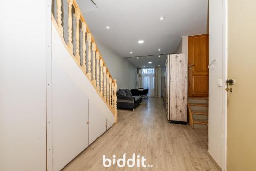 Eerste alternatieve foto van het pand