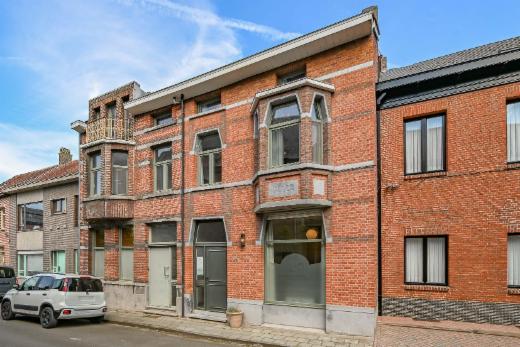 Eerste alternatieve foto van het pand