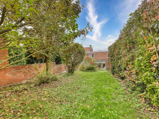 Eerste alternatieve foto van het pand