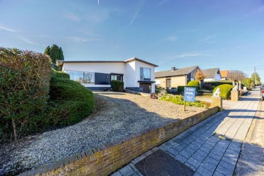 Eerste alternatieve foto van het pand