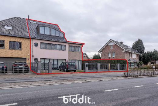 Eerste alternatieve foto van het pand