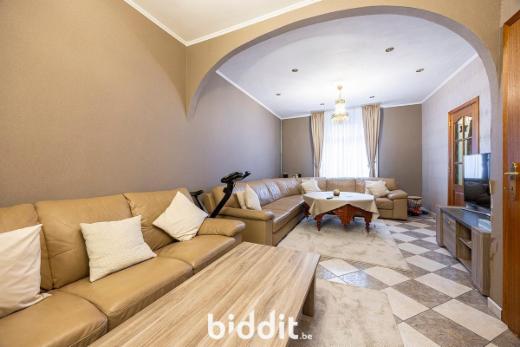 Eerste alternatieve foto van het pand