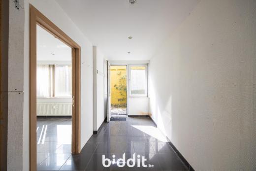 Eerste alternatieve foto van het pand