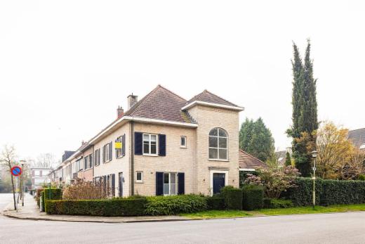 Eerste alternatieve foto van het pand