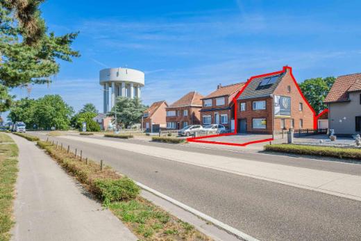 Eerste alternatieve foto van het pand