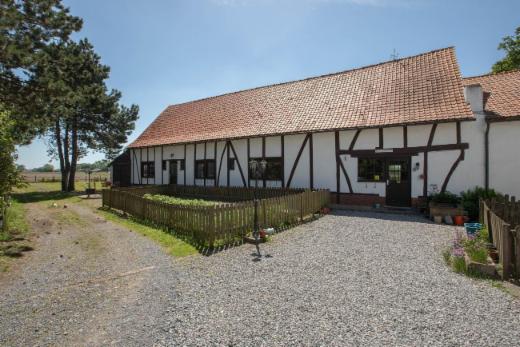 Eerste alternatieve foto van het pand