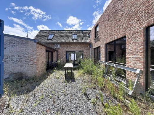 Derde alternatieve foto van het pand