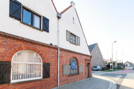 Eerste alternatieve foto van het pand