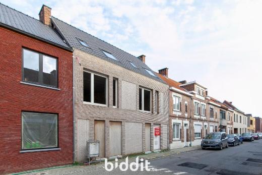 Eerste alternatieve foto van het pand