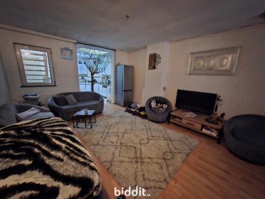 Eerste alternatieve foto van het pand