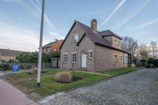 Eerste alternatieve foto van het pand