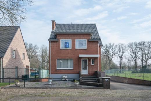 Eerste alternatieve foto van het pand