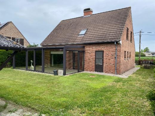 Eerste alternatieve foto van het pand