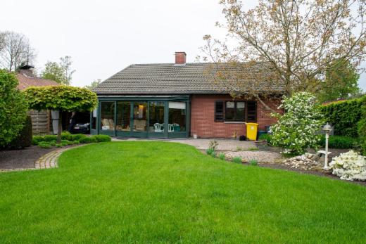 Eerste alternatieve foto van het pand