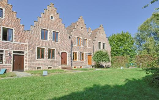 Eerste alternatieve foto van het pand