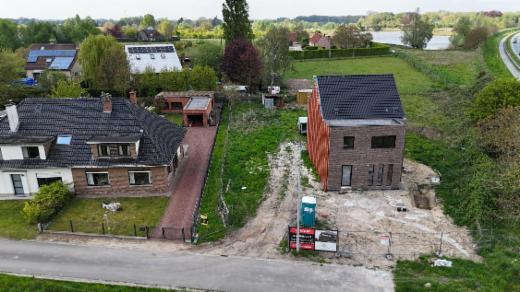 Eerste alternatieve foto van het pand