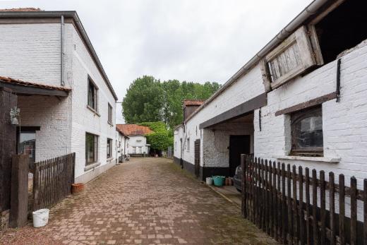 Eerste alternatieve foto van het pand