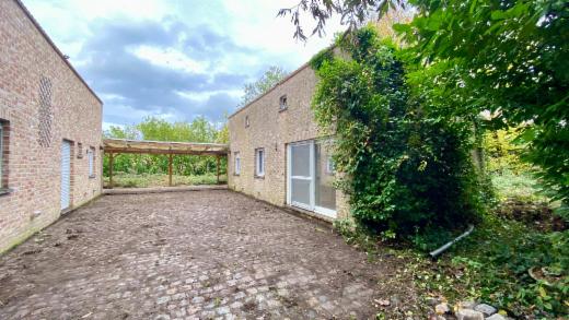 Eerste alternatieve foto van het pand