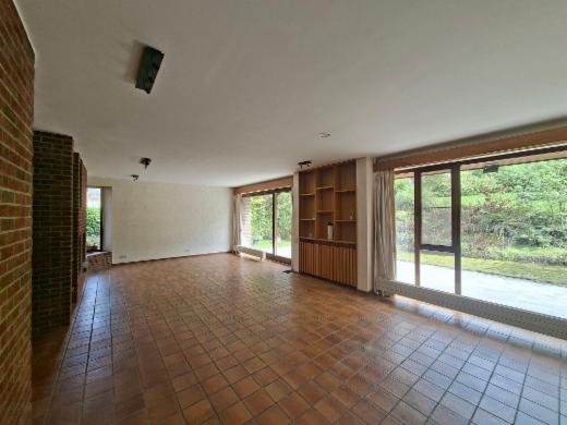 Eerste alternatieve foto van het pand