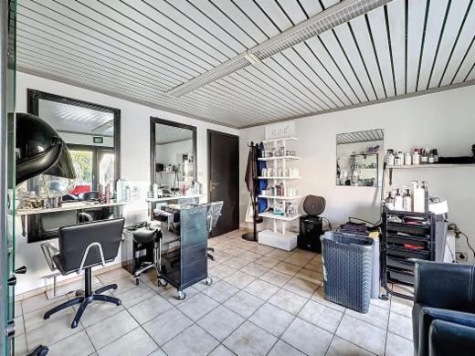 Eerste alternatieve foto van het pand