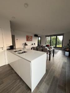 Eerste alternatieve foto van het pand