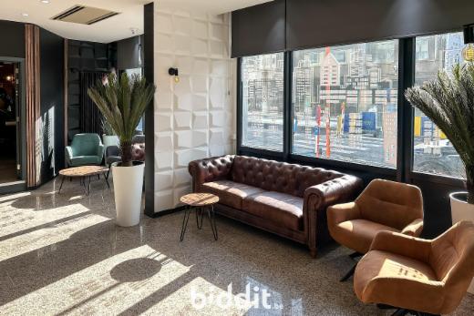 Derde alternatieve foto van het pand