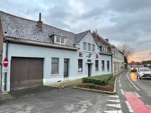 Eerste alternatieve foto van het pand