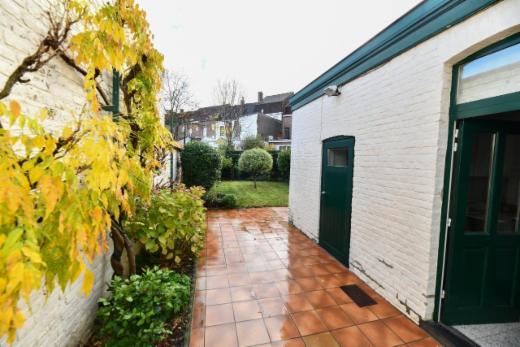 Eerste alternatieve foto van het pand