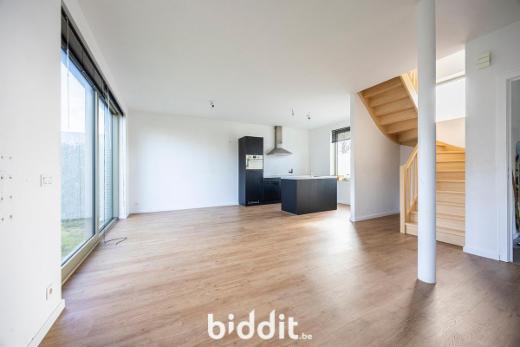 Eerste alternatieve foto van het pand