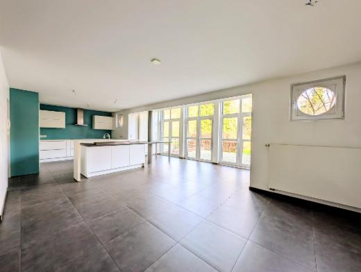 Eerste alternatieve foto van het pand