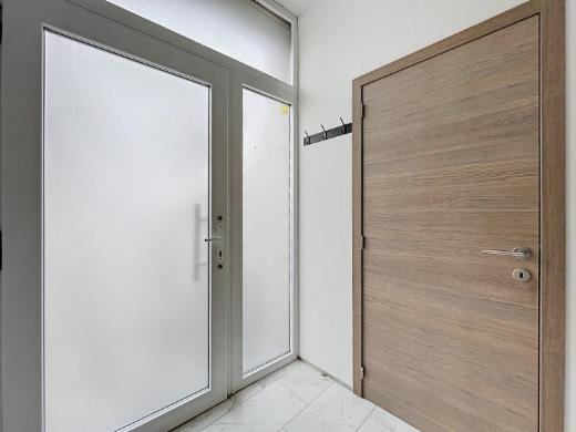 Eerste alternatieve foto van het pand