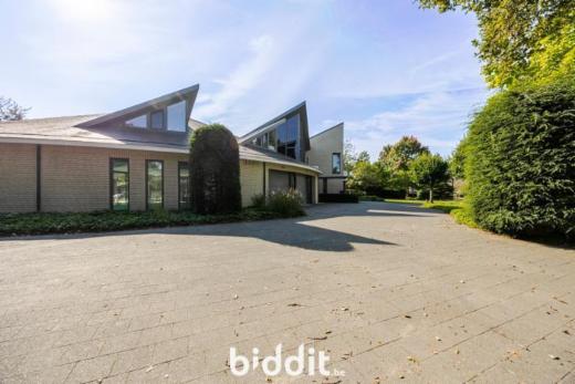 Eerste alternatieve foto van het pand