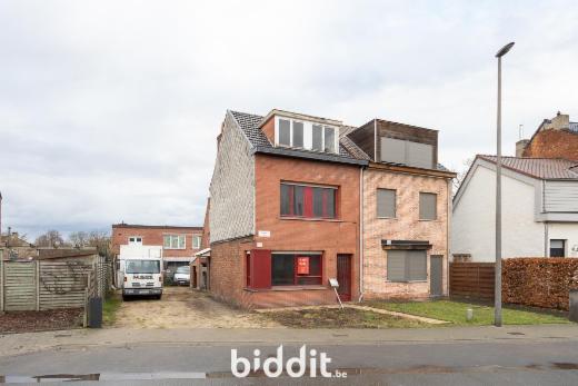 Eerste alternatieve foto van het pand