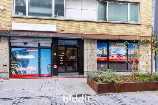 Eerste alternatieve foto van het pand