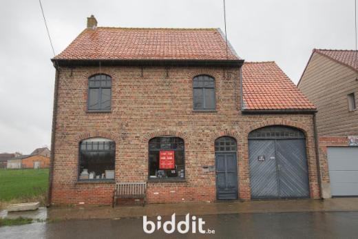 Eerste alternatieve foto van het pand