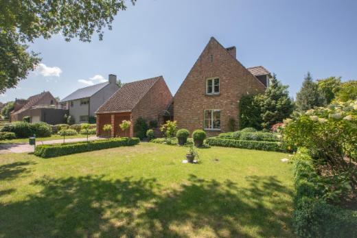 Eerste alternatieve foto van het pand